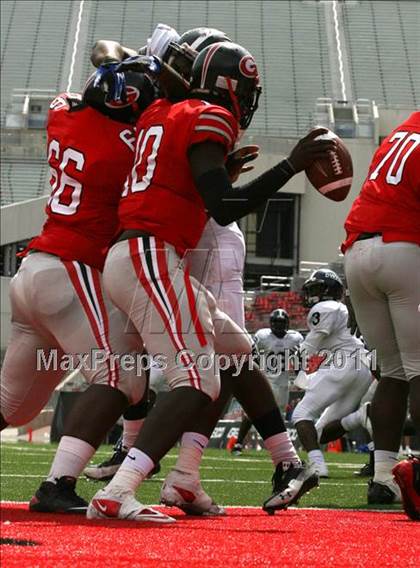 Thumbnail 2 in Dwyer vs. Glenville (Kirk Herbstreit National Kickoff Classic) photogallery.