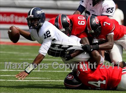 Thumbnail 1 in Dwyer vs. Glenville (Kirk Herbstreit National Kickoff Classic) photogallery.