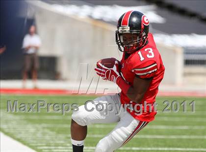 Thumbnail 3 in Dwyer vs. Glenville (Kirk Herbstreit National Kickoff Classic) photogallery.