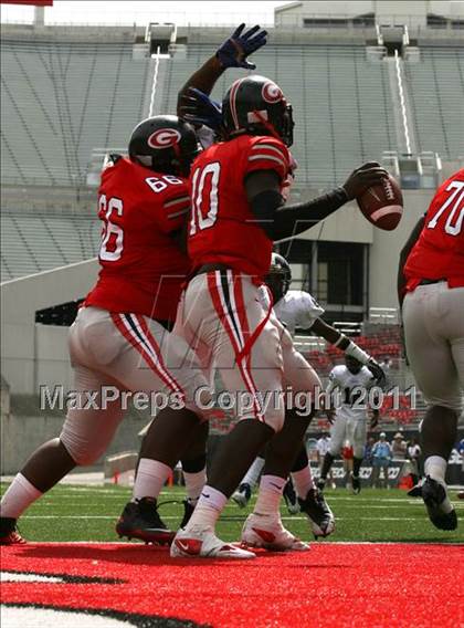 Thumbnail 1 in Dwyer vs. Glenville (Kirk Herbstreit National Kickoff Classic) photogallery.
