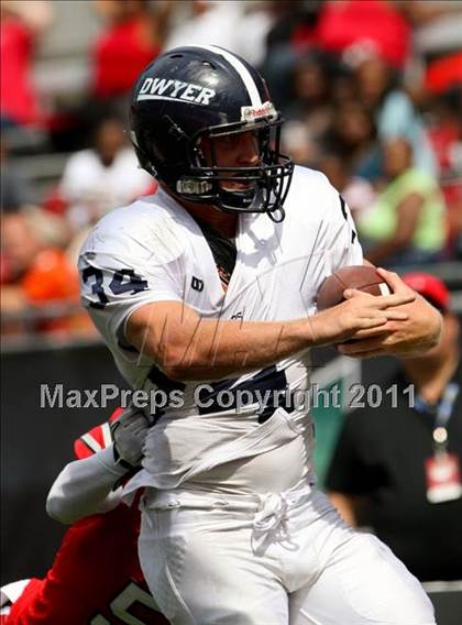 Thumbnail 3 in Dwyer vs. Glenville (Kirk Herbstreit National Kickoff Classic) photogallery.