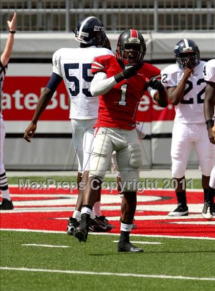Thumbnail 1 in Dwyer vs. Glenville (Kirk Herbstreit National Kickoff Classic) photogallery.