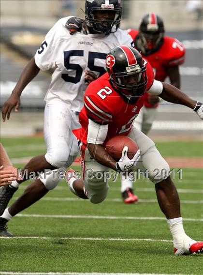Thumbnail 2 in Dwyer vs. Glenville (Kirk Herbstreit National Kickoff Classic) photogallery.