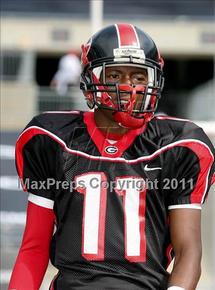 Thumbnail 2 in Dwyer vs. Glenville (Kirk Herbstreit National Kickoff Classic) photogallery.