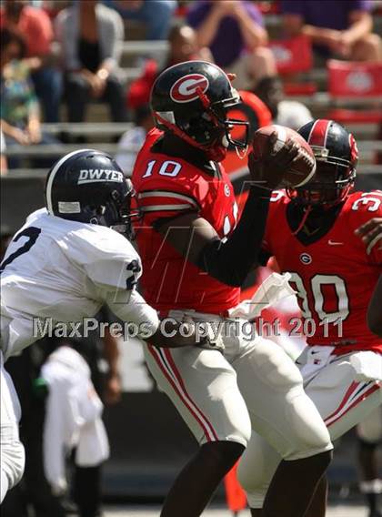 Thumbnail 3 in Dwyer vs. Glenville (Kirk Herbstreit National Kickoff Classic) photogallery.