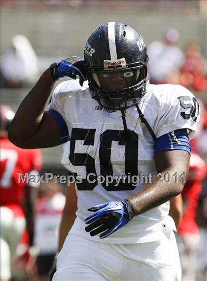 Thumbnail 1 in Dwyer vs. Glenville (Kirk Herbstreit National Kickoff Classic) photogallery.