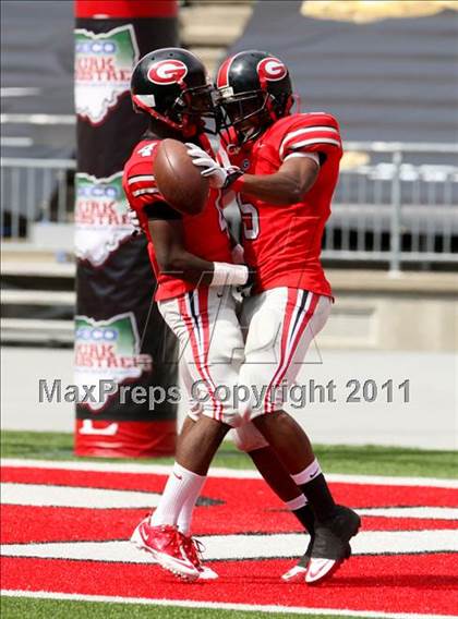 Thumbnail 2 in Dwyer vs. Glenville (Kirk Herbstreit National Kickoff Classic) photogallery.