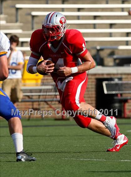 Thumbnail 2 in Dixie Heights vs. Newport Central Catholic (Skyline Crosstown Showdown) photogallery.