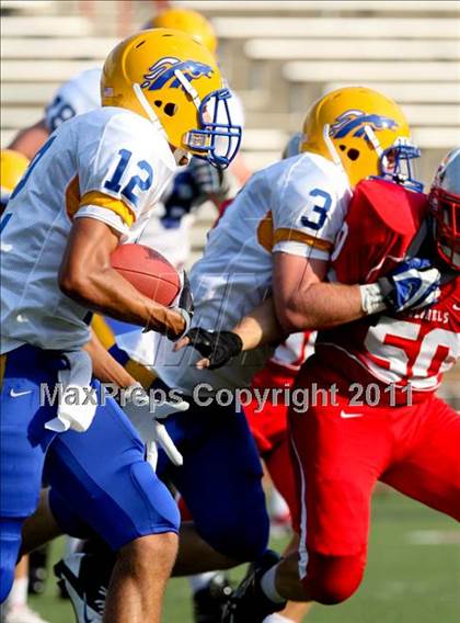 Thumbnail 2 in Dixie Heights vs. Newport Central Catholic (Skyline Crosstown Showdown) photogallery.