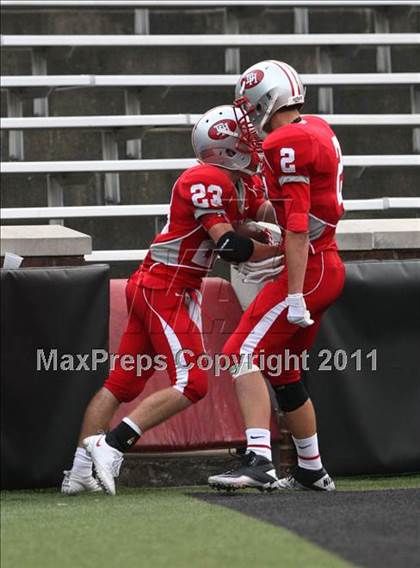 Thumbnail 2 in Dixie Heights vs. Newport Central Catholic (Skyline Crosstown Showdown) photogallery.