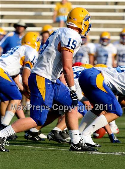 Thumbnail 2 in Dixie Heights vs. Newport Central Catholic (Skyline Crosstown Showdown) photogallery.