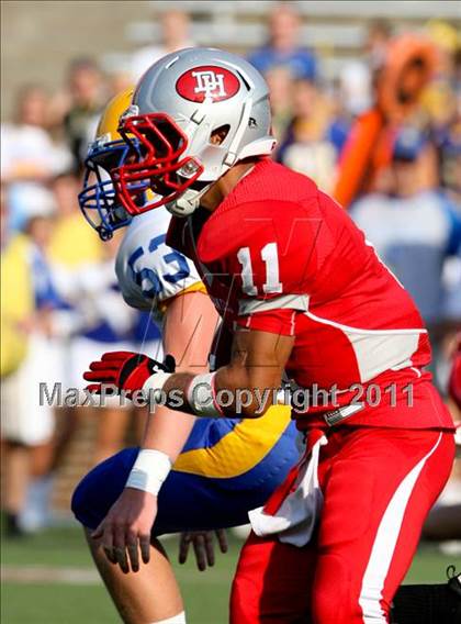 Thumbnail 1 in Dixie Heights vs. Newport Central Catholic (Skyline Crosstown Showdown) photogallery.