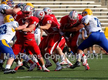 Thumbnail 2 in Dixie Heights vs. Newport Central Catholic (Skyline Crosstown Showdown) photogallery.