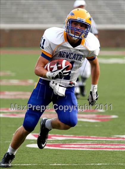 Thumbnail 2 in Dixie Heights vs. Newport Central Catholic (Skyline Crosstown Showdown) photogallery.