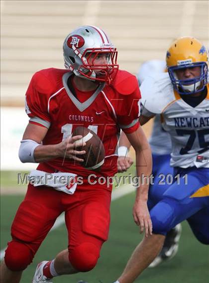 Thumbnail 3 in Dixie Heights vs. Newport Central Catholic (Skyline Crosstown Showdown) photogallery.