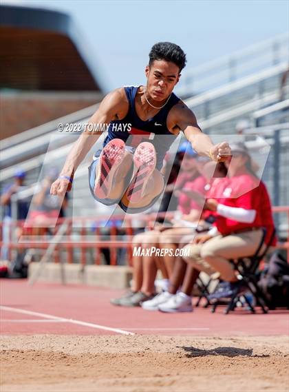 Thumbnail 3 in UIL 6A State Track Meet photogallery.