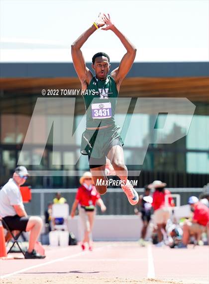 Thumbnail 2 in UIL 6A State Track Meet photogallery.