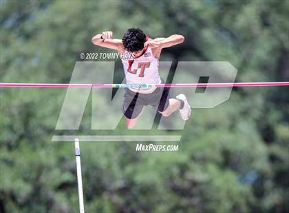 Thumbnail 2 in UIL 6A State Track Meet photogallery.