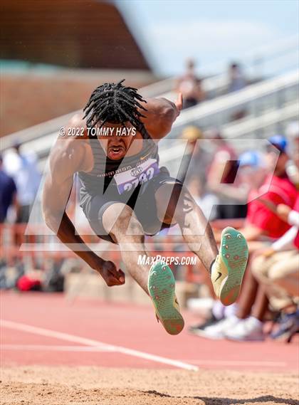 Thumbnail 1 in UIL 6A State Track Meet photogallery.
