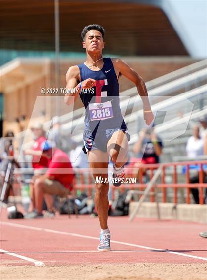 Thumbnail 2 in UIL 6A State Track Meet photogallery.