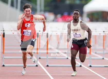 Thumbnail 1 in UIL 6A State Track Meet photogallery.