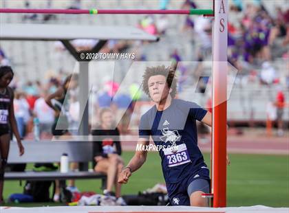 Thumbnail 2 in UIL 6A State Track Meet photogallery.