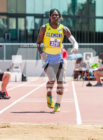 Thumbnail 2 in UIL 6A State Track Meet photogallery.