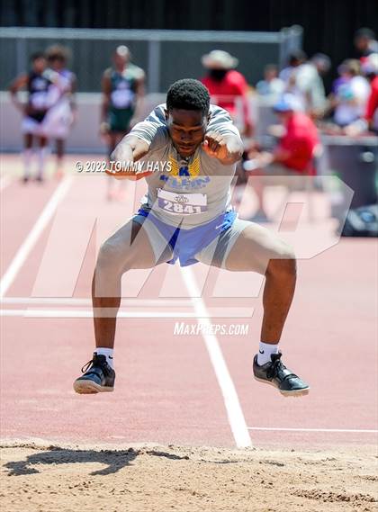 Thumbnail 1 in UIL 6A State Track Meet photogallery.