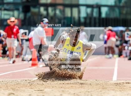 Thumbnail 1 in UIL 6A State Track Meet photogallery.