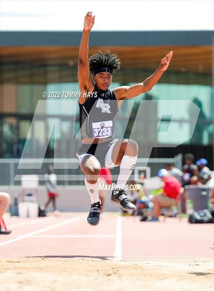 Thumbnail 1 in UIL 6A State Track Meet photogallery.