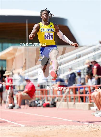Thumbnail 1 in UIL 6A State Track Meet photogallery.