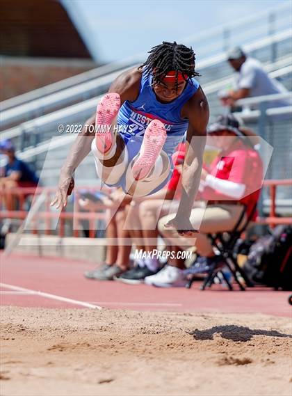 Thumbnail 2 in UIL 6A State Track Meet photogallery.