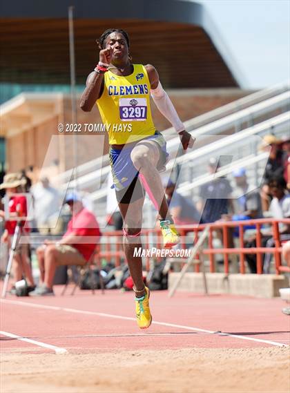 Thumbnail 2 in UIL 6A State Track Meet photogallery.