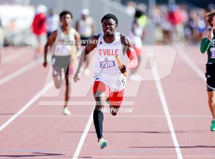 Thumbnail 1 in UIL 6A State Track Meet photogallery.