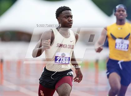 Thumbnail 2 in UIL 6A State Track Meet photogallery.