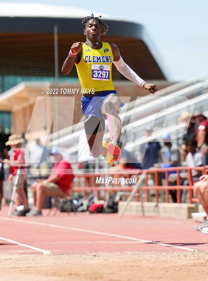 Thumbnail 3 in UIL 6A State Track Meet photogallery.