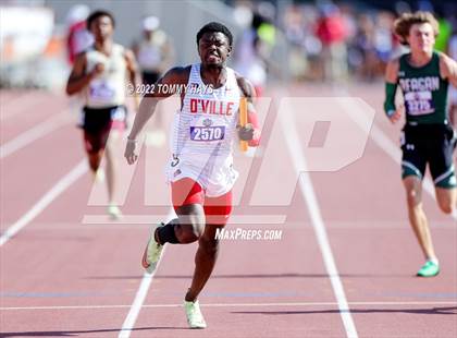 Thumbnail 2 in UIL 6A State Track Meet photogallery.