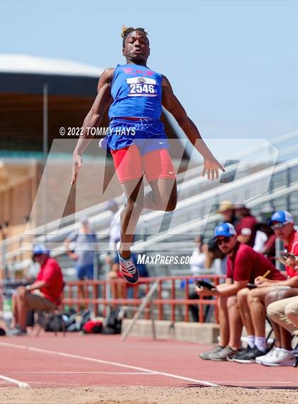 Thumbnail 2 in UIL 6A State Track Meet photogallery.