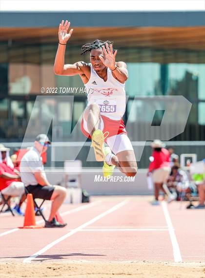 Thumbnail 2 in UIL 6A State Track Meet photogallery.