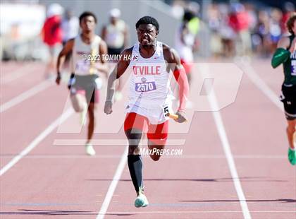 Thumbnail 2 in UIL 6A State Track Meet photogallery.