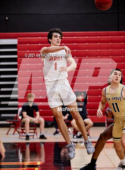 Thumbnail 2 in Elk Grove @ Jesuit photogallery.