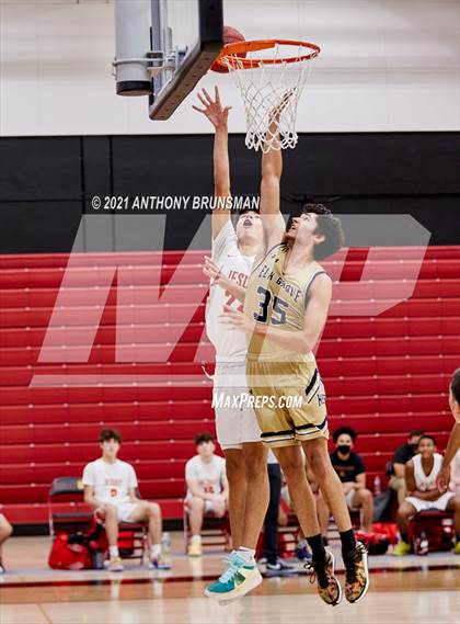 Thumbnail 1 in Elk Grove @ Jesuit photogallery.