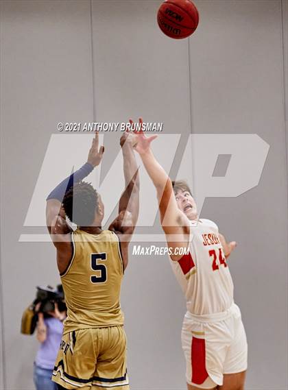 Thumbnail 1 in Elk Grove @ Jesuit photogallery.