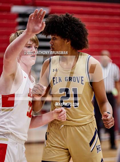 Thumbnail 2 in Elk Grove @ Jesuit photogallery.