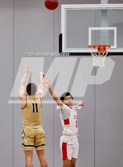 Thumbnail 3 in Elk Grove @ Jesuit photogallery.