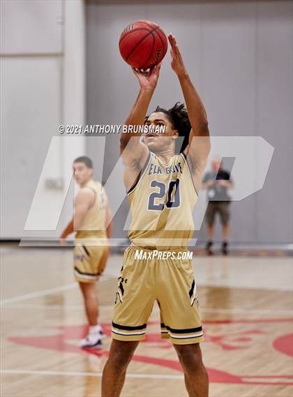 Thumbnail 1 in Elk Grove @ Jesuit photogallery.