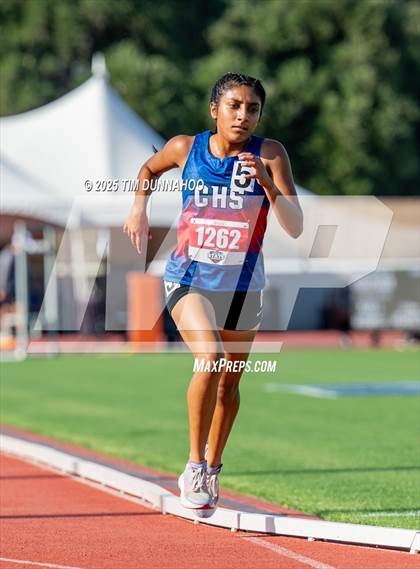 Thumbnail 2 in UIL 2A Girls Track & Field Finals photogallery.