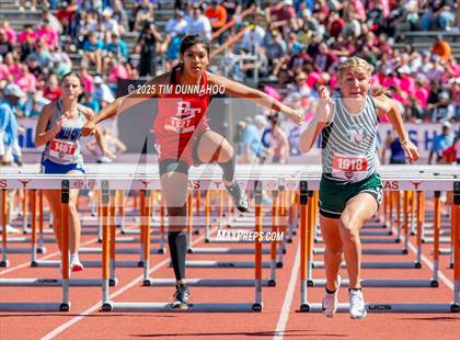 Thumbnail 1 in UIL 2A Girls Track & Field Finals photogallery.
