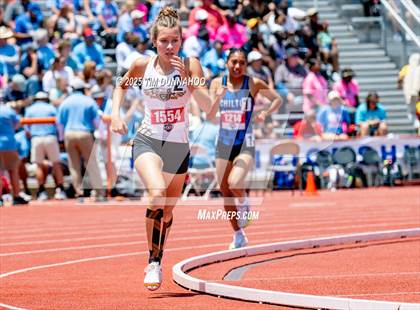 Thumbnail 2 in UIL 2A Girls Track & Field Finals photogallery.