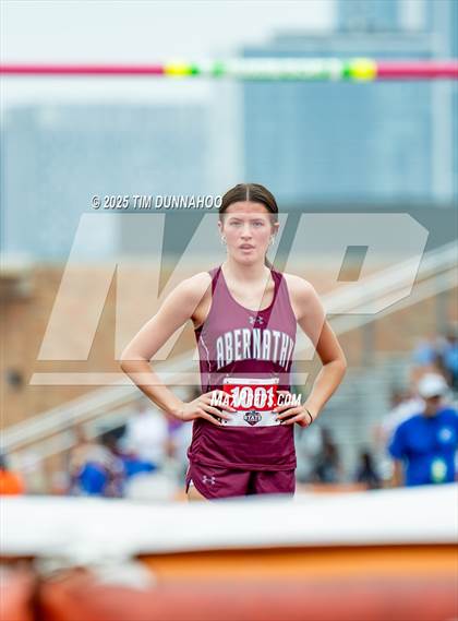Thumbnail 3 in UIL 2A Girls Track & Field Finals photogallery.